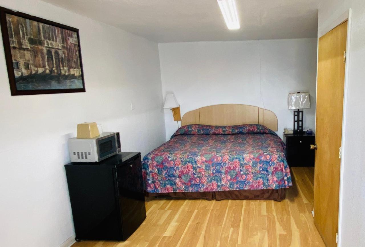 Budget Inn & Suites Freer Zewnętrze zdjęcie